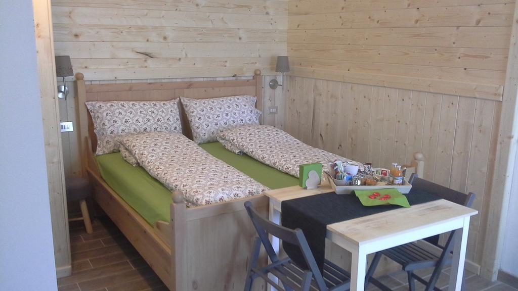 Maison Torrent Bed and Breakfast Doues Værelse billede